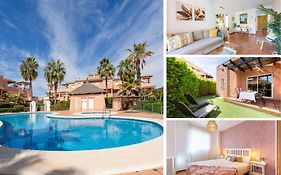 Jardin Privado # Netflix # Playa A 8Min # Wifi # Familia # Apartamento